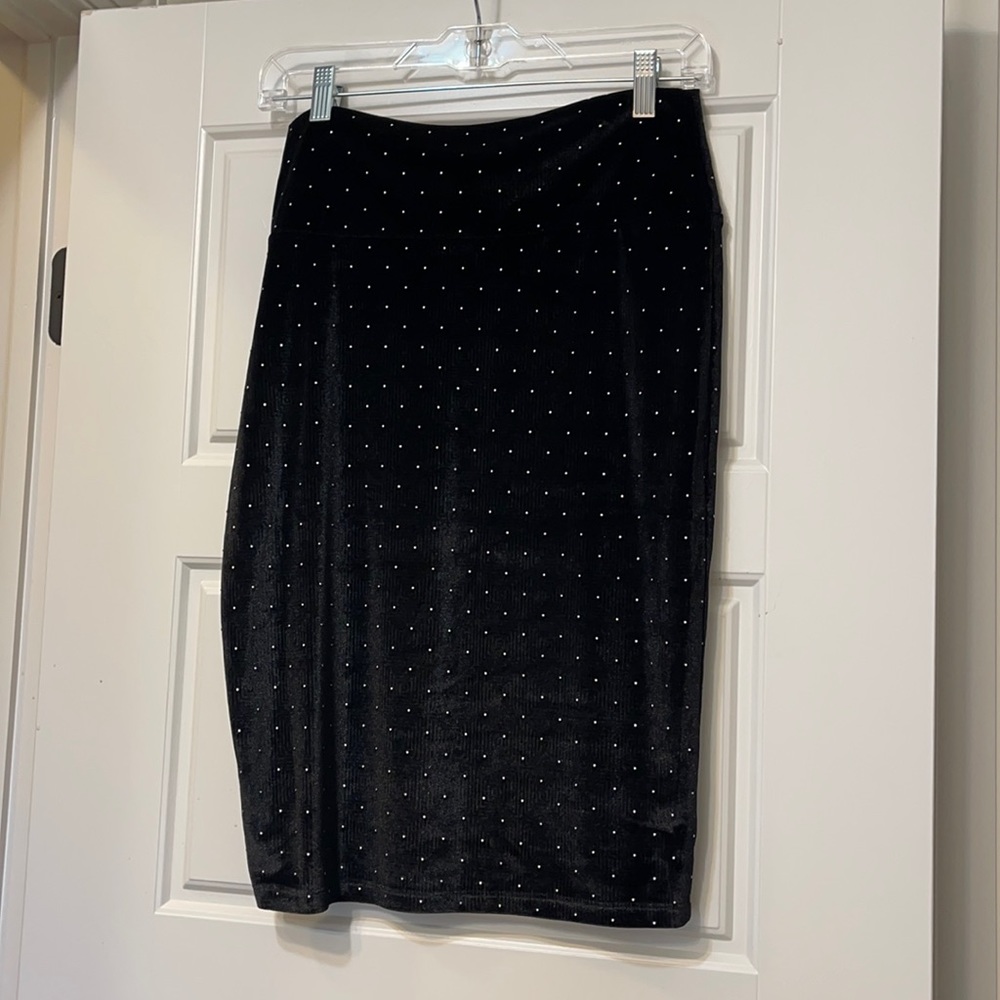 LulaRoe stretch velvet studded Cassie skirt, NWT
